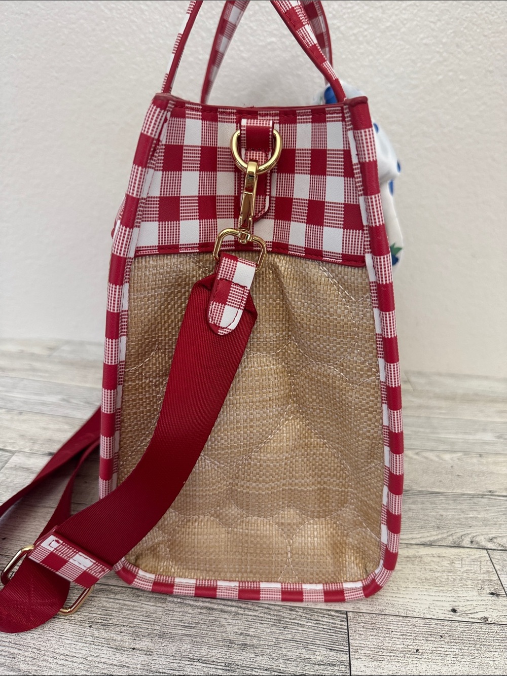 Betsey Johnson Red Gingham & Straw Tote NWT - Picture 4 of 10